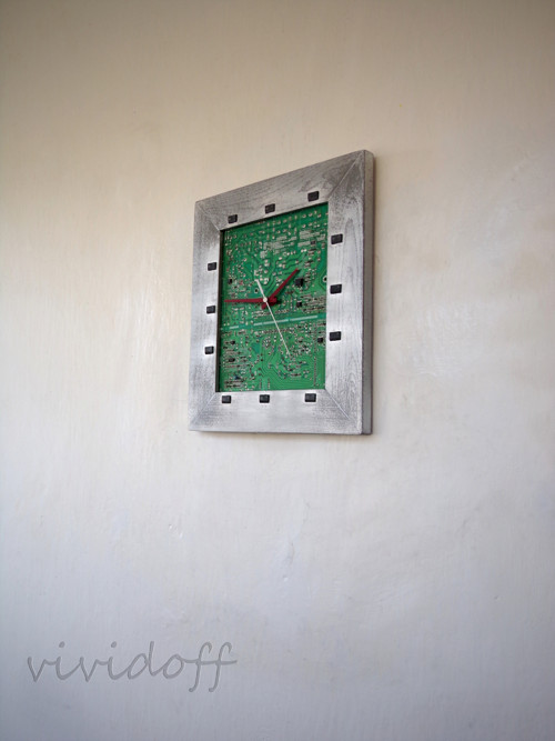 Nástenné hodiny elektro-recy — foto 6