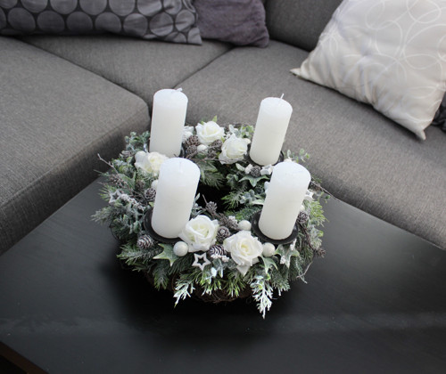 Adventní věneček s růžemi — foto 6