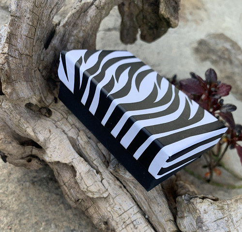Dárková krabička černo-bílá zebra (malá) — foto 4