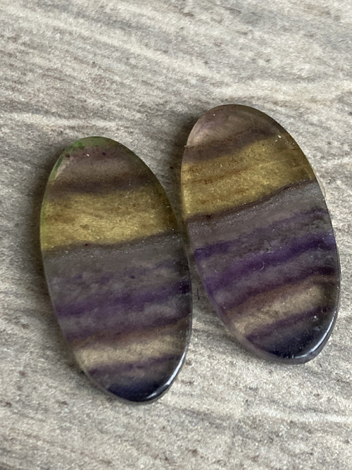 FLUORIT BICOLOR- šperk. drahokam, pár 25 Ct IND — foto 6