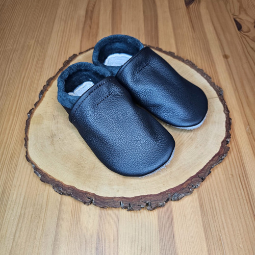 Kožené capáčky 18 cm — foto 3
