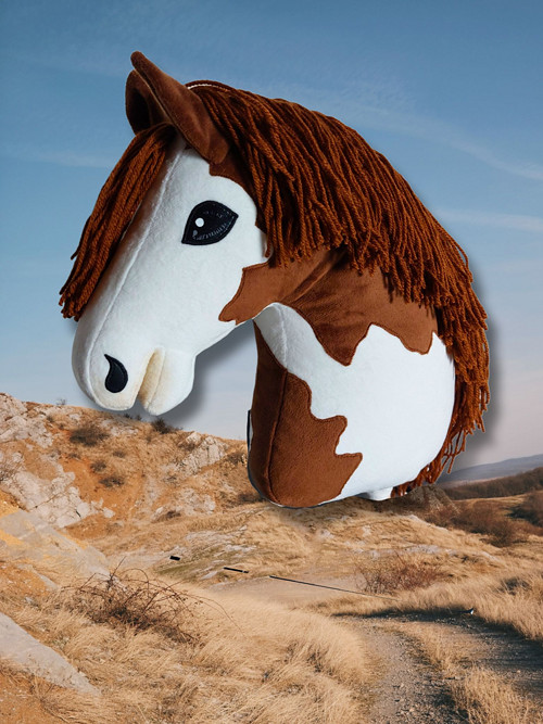 Hobby Horse, bílohnědý flekáč — foto 5