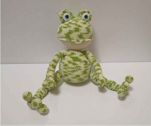 Háčkovaná žabka - 27 cm — foto 5
