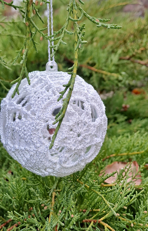 Vánoční baňka háčkovaná — foto 5