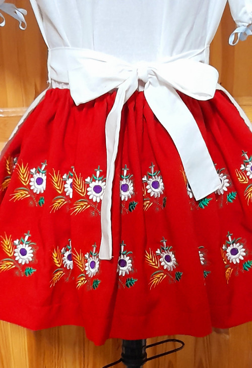 Sukně pávka- kroj. Folklor. — foto 3