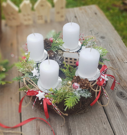 Adventní věneček na stůl — foto 2