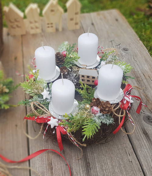 Adventní věneček na stůl — foto 3