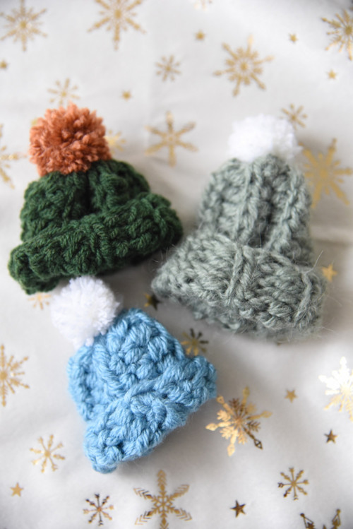 Háčkovaná brož kulich / čepice / beanie — foto 2