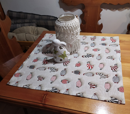 Ubrus se slepičkami — foto 2