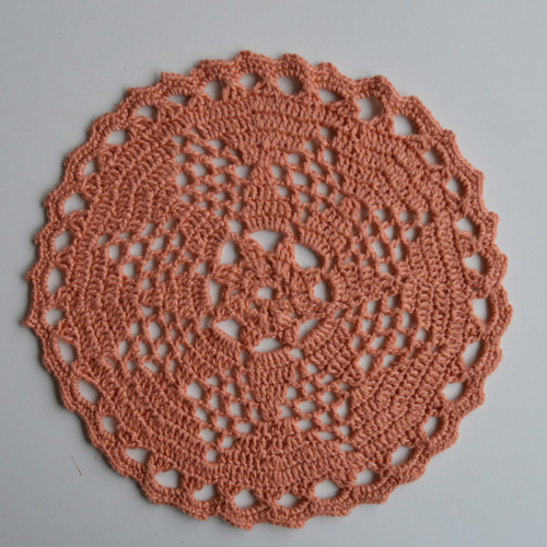 Kruhová háčkovaná dečka pr.20cm — foto 2