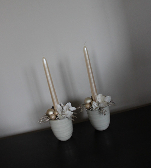 Svícínek s magnoliemi v krémové — foto 4