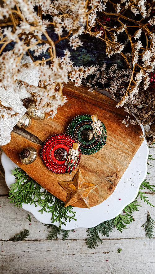 Nutcracker n.2 - vyšívaná brož — foto 2