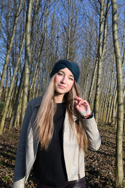 Čelenka tmavý smaragd — foto 3