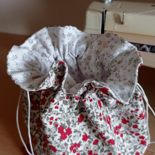 Stahovací pytlík červený — foto 2