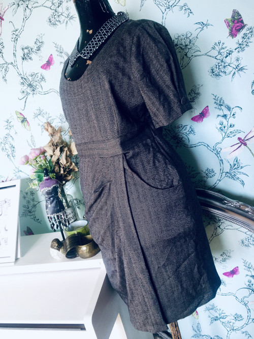 Šaty elegantní vintage look — foto 2