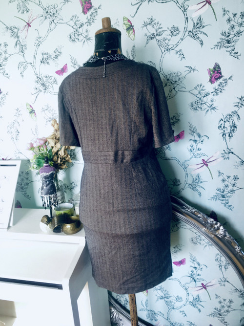 Šaty elegantní vintage look — foto 5
