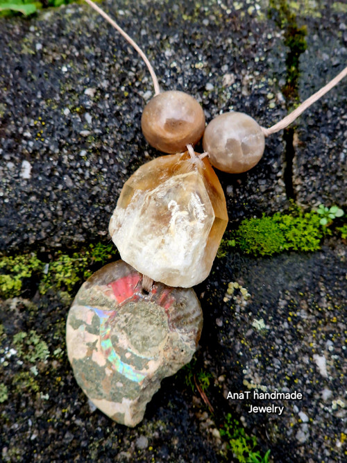 Macramé náhrdelník citrín, amonit, sluneční — foto 4