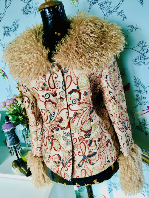 Kabátek boho s kožešinkou umělou — foto 2