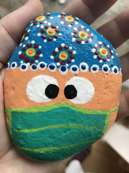 Malovaný kámen "Zdravotník" — foto 3