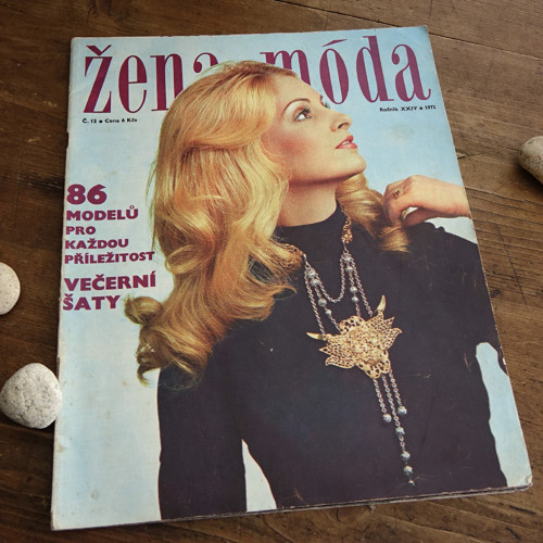 ŽENA a MÓDA ... 12/1972 ... se střihy! — foto 2