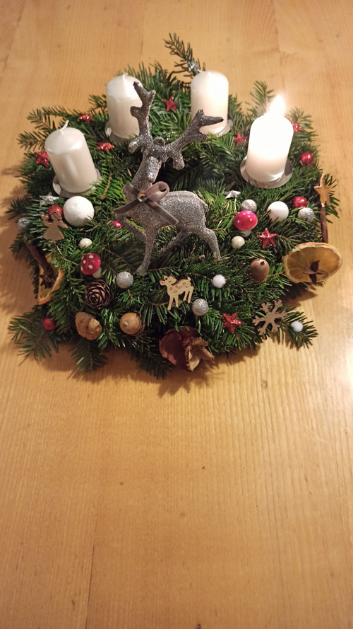 Adventní věneček v barvě na přání — foto 2