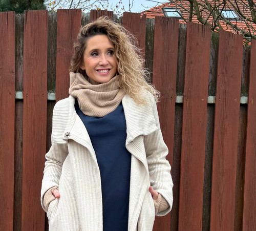 Světle hnědý nákrčník — foto 3