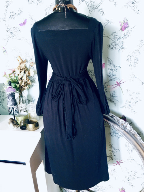 Šaty Little Black Dress — foto 5