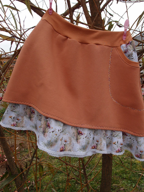ROMANTICKÁ (L/XL) - teplá sukně — foto 4