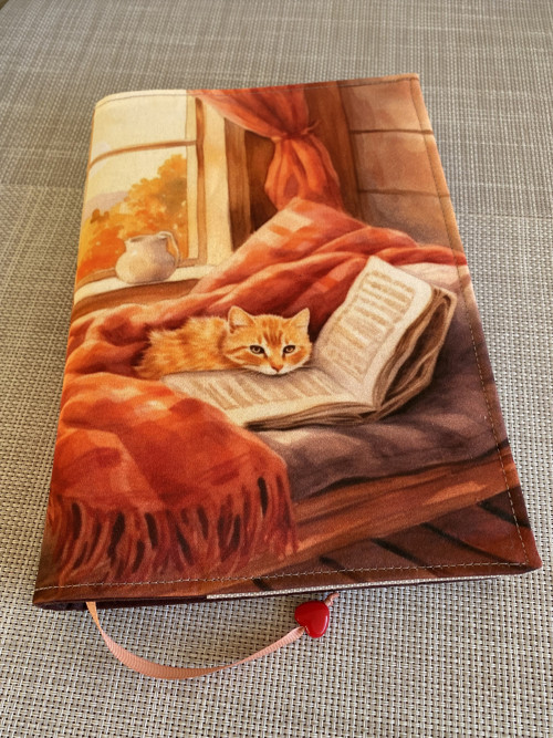 Obal na knihu - Kočka si čte — foto 2