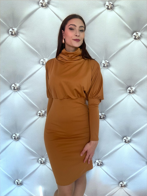 Béžové šaty Gia — foto 3