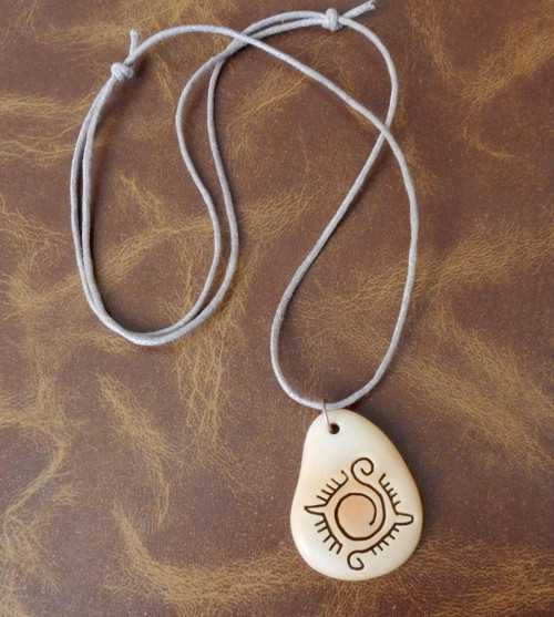 Sluneční amulet — foto 2