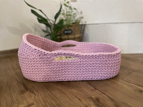 Růžová postýlka pro panenku — foto 2