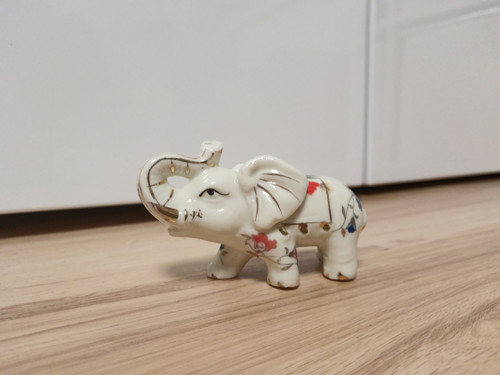 Porcelánový slon pro ŠTĚSTÍ — foto 2