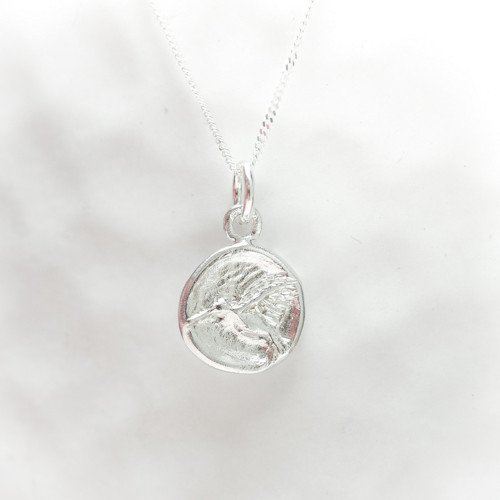 AMULET KOLIBŘÍK 40cm — foto 5