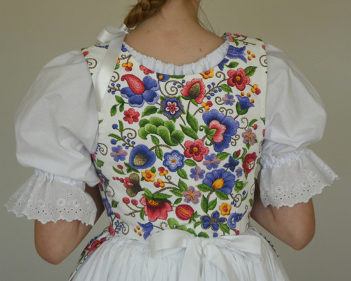 Lajblík Farebný folklór — foto 5