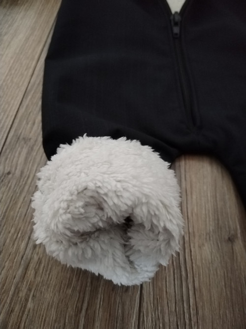 Simple Black - beránek — foto 4