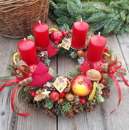 Adventní věneček na stůl — foto 2