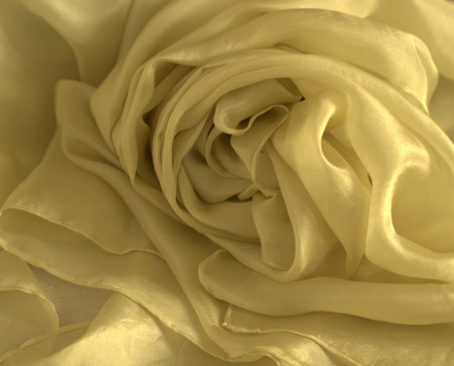 HEDVÁBNÁ ŠÁLA.......180 x 90 — foto 5