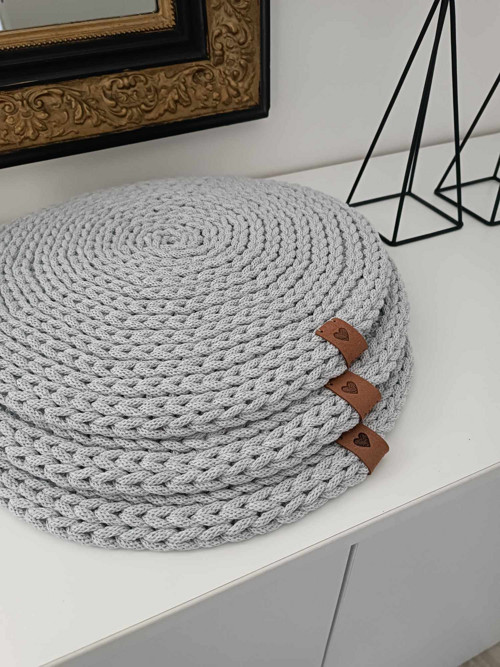 Háčkované prostírání průměr 36 cm — foto 5