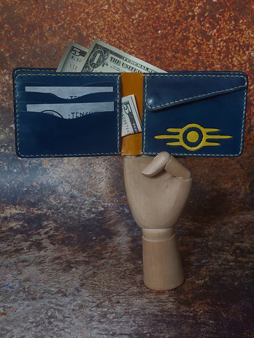 Peněženka - Fallout - Vault 13 (FanArt) — foto 3