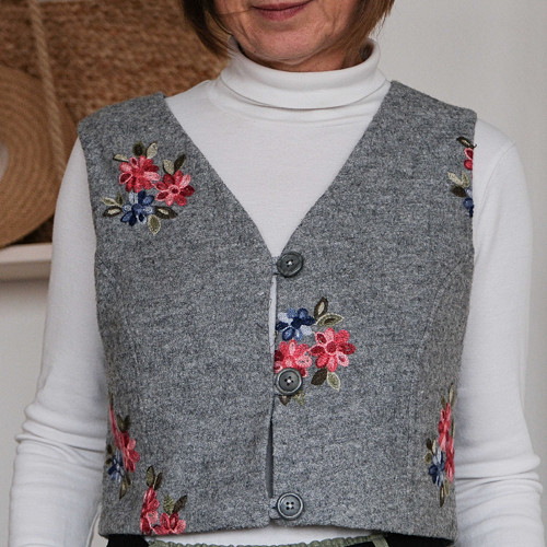 Vlněná vesta KYTKY — foto 2