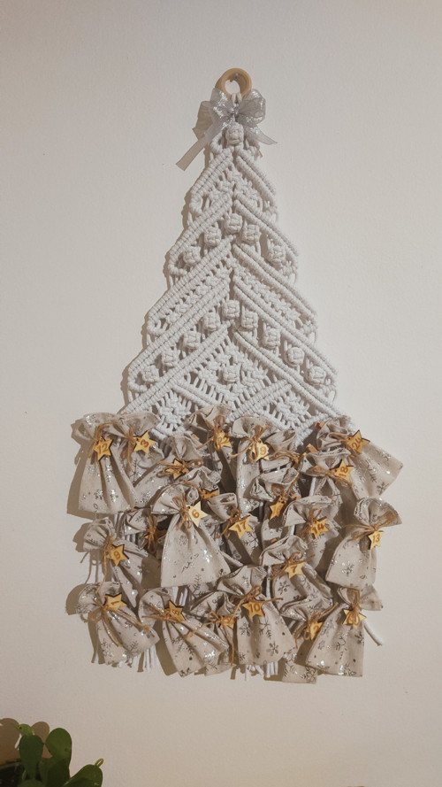 Macramé vánoční stromeček - adventní kalendář — foto 4