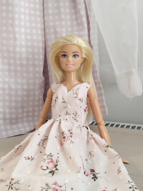 Šaty pro barbie — foto 3