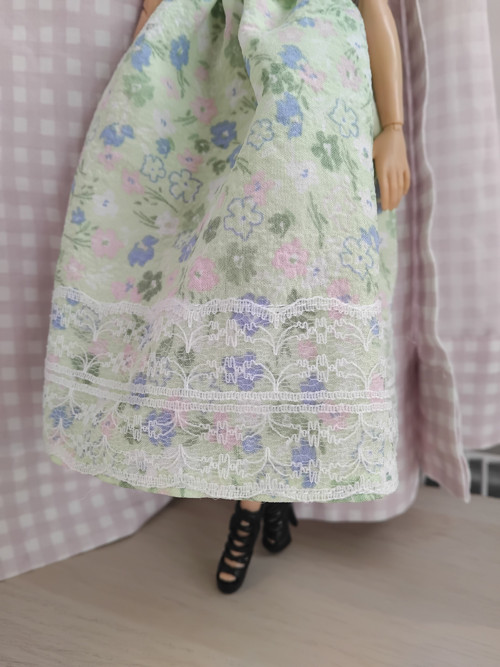 Šaty pro barbie — foto 4