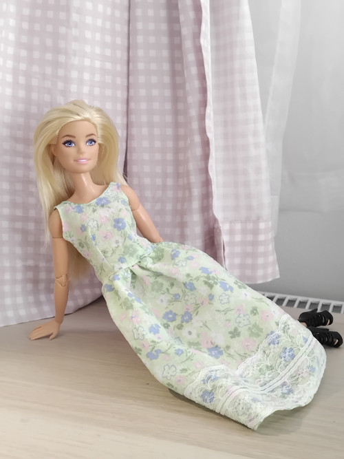 Šaty pro barbie — foto 3