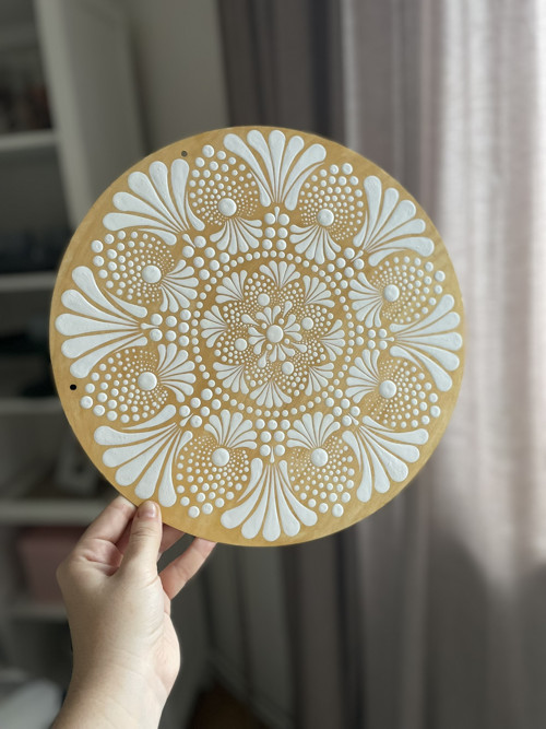 Vánoční zlatá mandala o průměru 30 cm. — foto 2