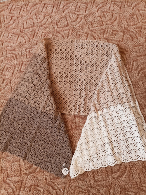 Háčkovaný pléd bílo-hnědý — foto 4