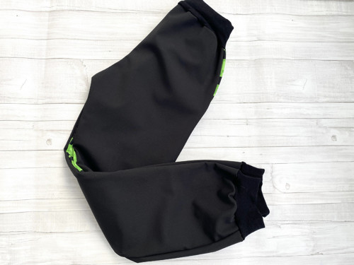 Softshell kalhoty Kostky/černá 80-140 — foto 2