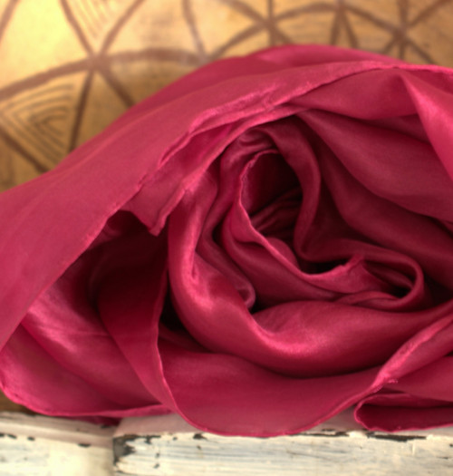 HEDVÁBNÁ ŠÁLA.......180 x 90 — foto 2