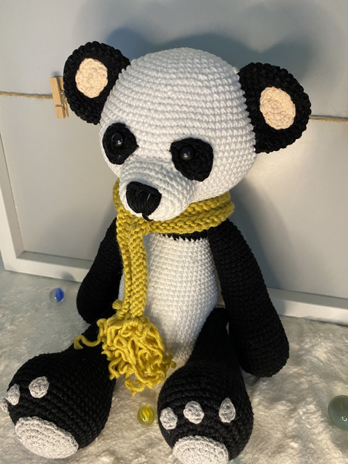 Háčkovaná panda se šálou — foto 3